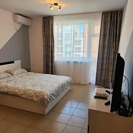 Nina Apartment *
