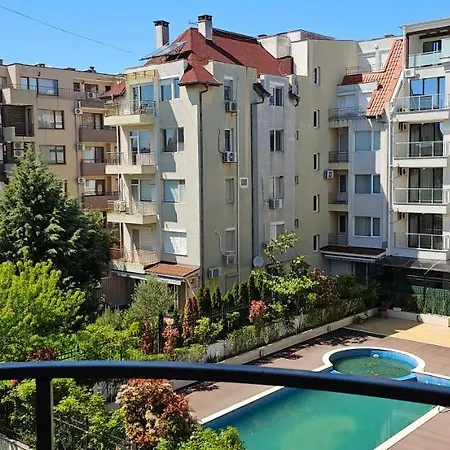 Apartment Nina Primorsko